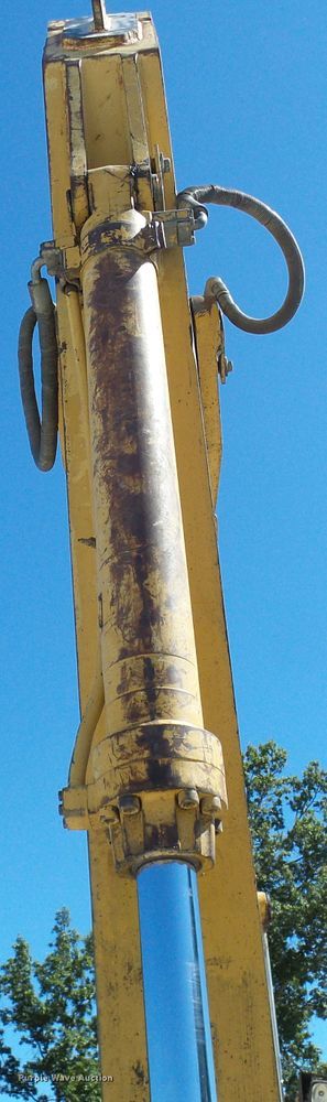 image for item DG2064 1996 Caterpillar 322B L   excavator