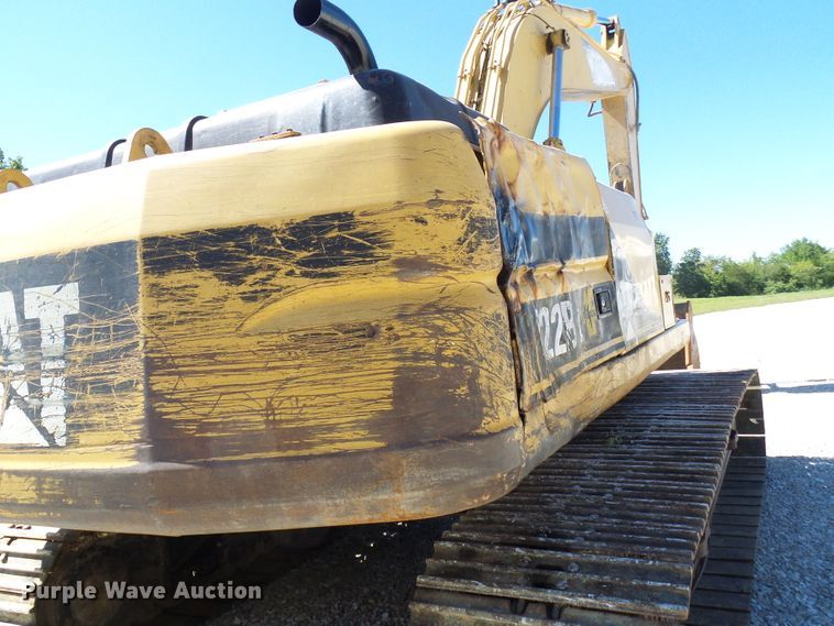 image for item DG2064 1996 Caterpillar 322B L   excavator