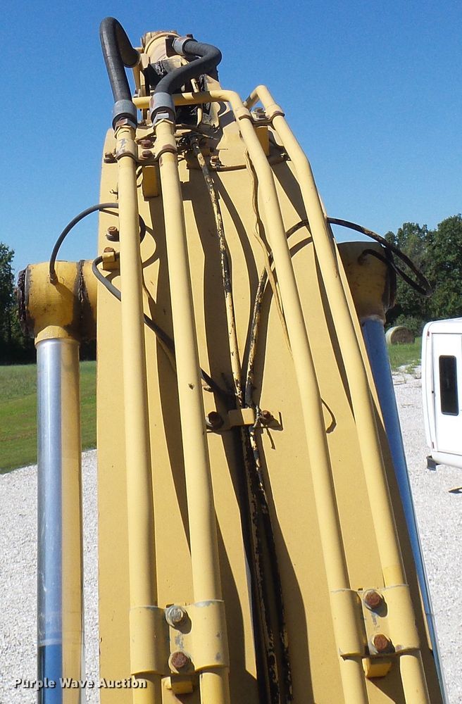 image for item DG2064 1996 Caterpillar 322B L   excavator