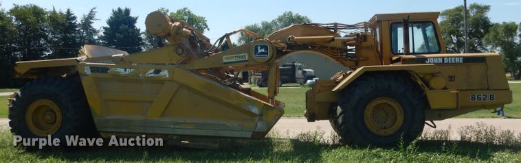 image for item DG4554 1986 John Deere 862B  elevating scraper