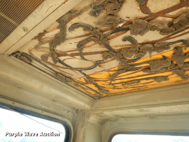 image for item DG4554 1986 John Deere 862B  elevating scraper