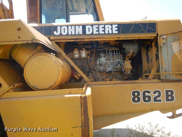 image for item DG4554 1986 John Deere 862B  elevating scraper