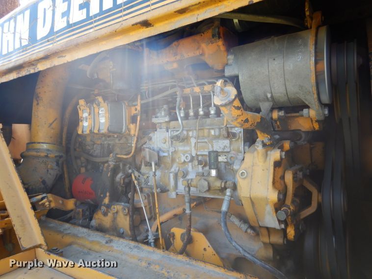 image for item DG4554 1986 John Deere 862B  elevating scraper