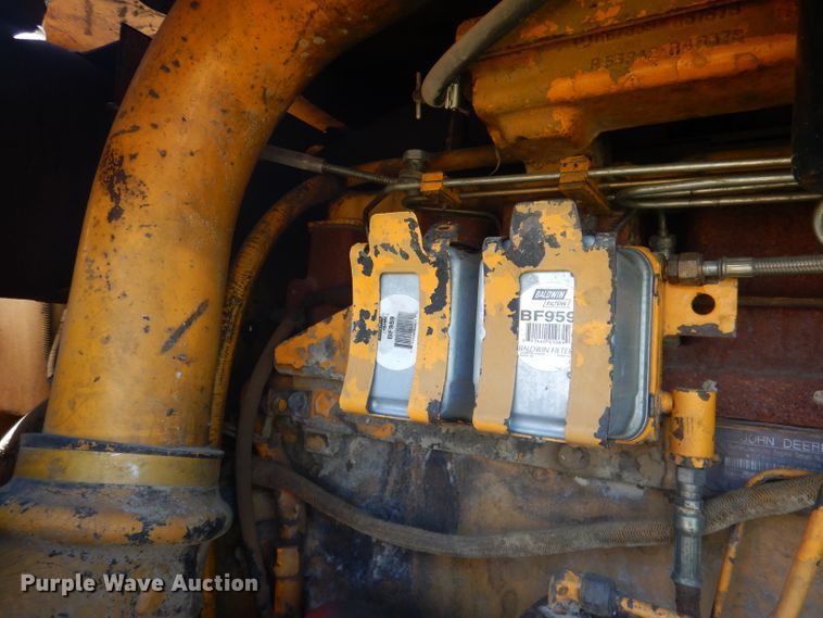 image for item DG4554 1986 John Deere 862B  elevating scraper