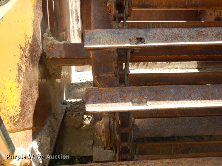 image for item DG4554 1986 John Deere 862B  elevating scraper