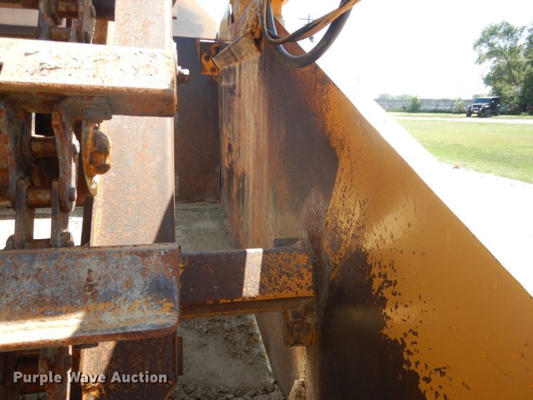 image for item DG4554 1986 John Deere 862B  elevating scraper