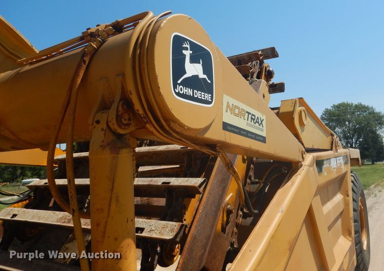 image for item DG4554 1986 John Deere 862B  elevating scraper