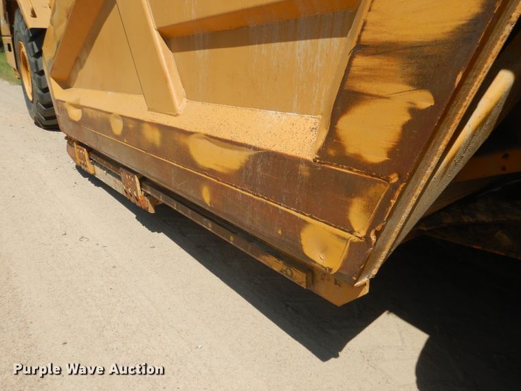 image for item DG4554 1986 John Deere 862B  elevating scraper