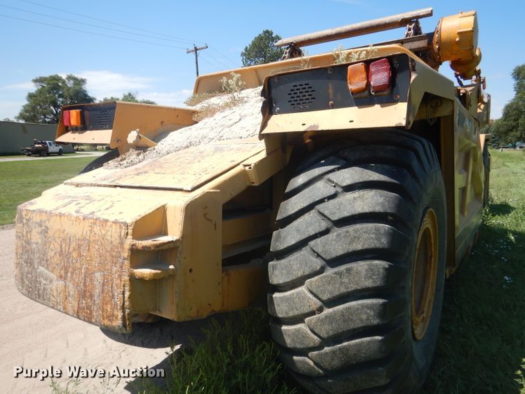 image for item DG4554 1986 John Deere 862B  elevating scraper