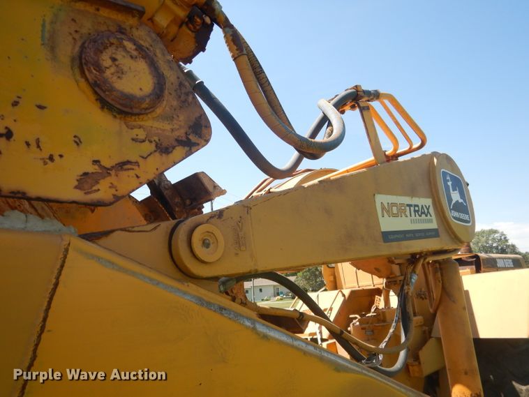 image for item DG4554 1986 John Deere 862B  elevating scraper