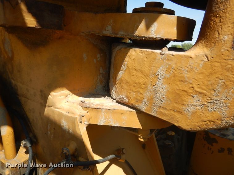 image for item DG4554 1986 John Deere 862B  elevating scraper