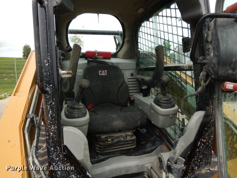 image for item DG6944 2011 Caterpillar 289C  tracked skid steer loader
