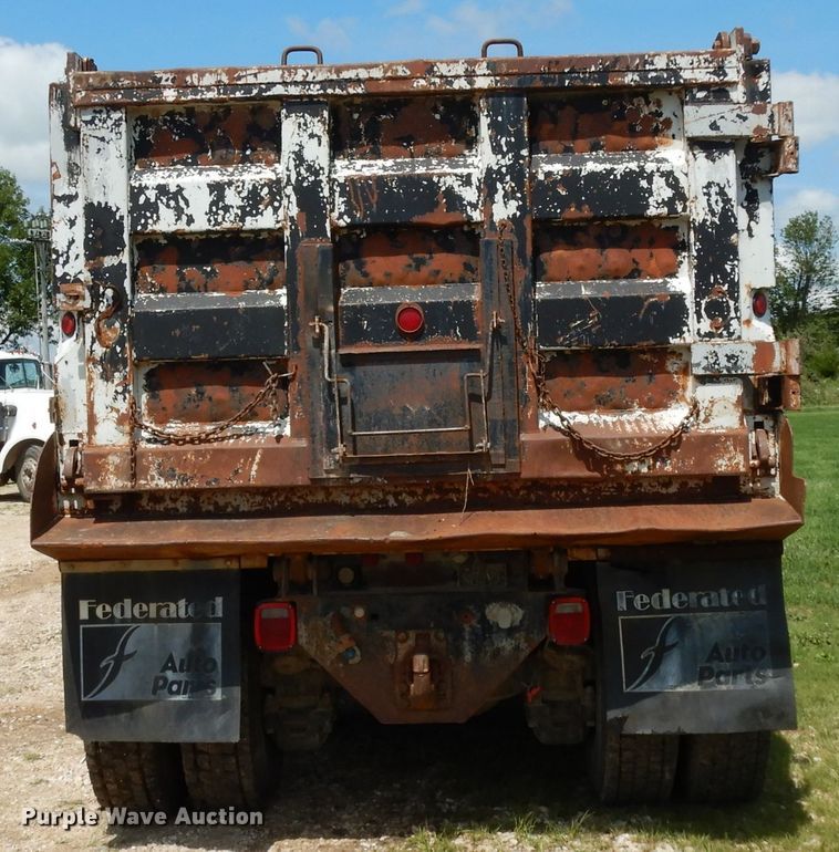 image for item DG6953 1980 Mack  dump truck