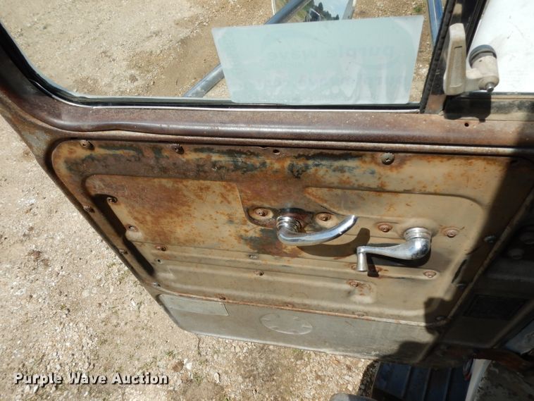 image for item DG6953 1980 Mack  dump truck