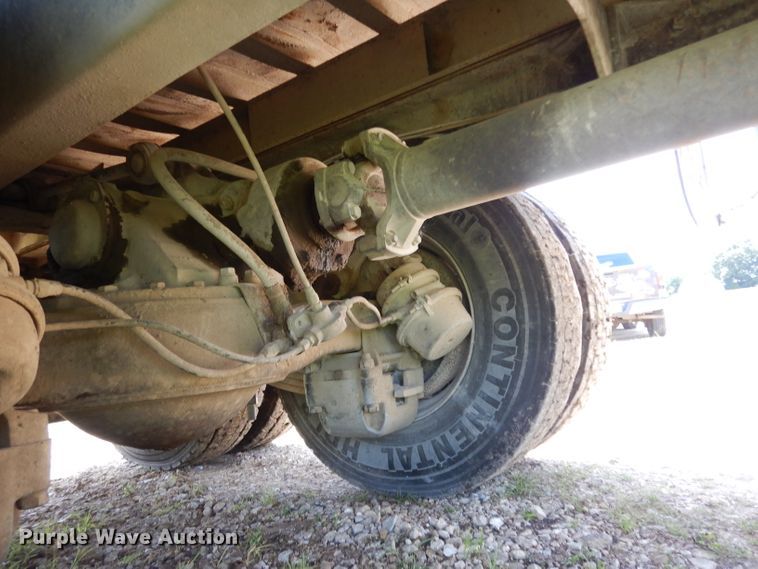 image for item DG6953 1980 Mack  dump truck