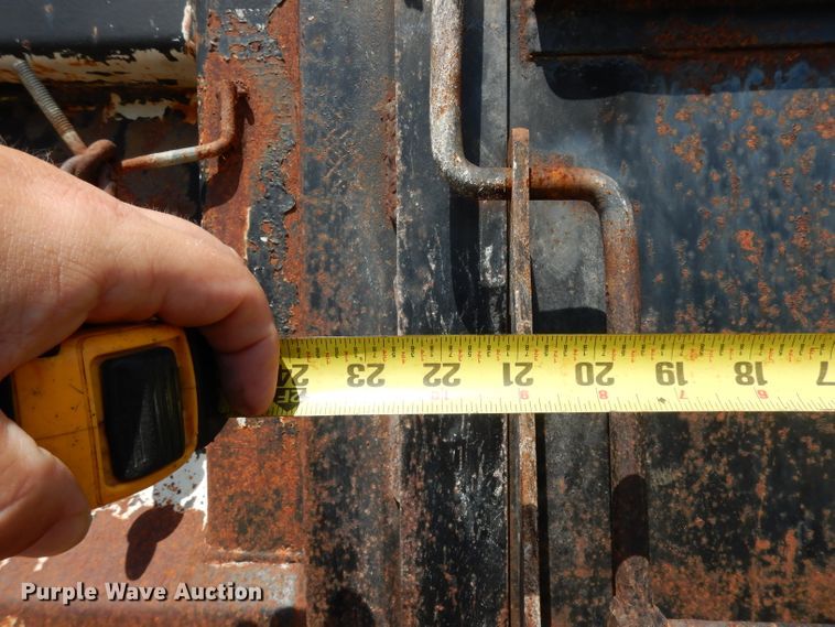 image for item DG6953 1980 Mack  dump truck