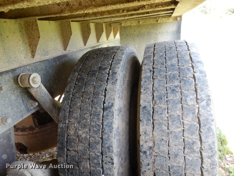 image for item DG6953 1980 Mack  dump truck