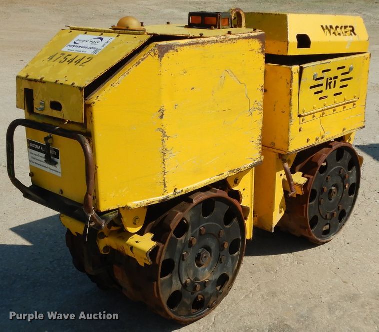 image for item DG6977 2004 Wacker RT82SC  vibratory trench compactor