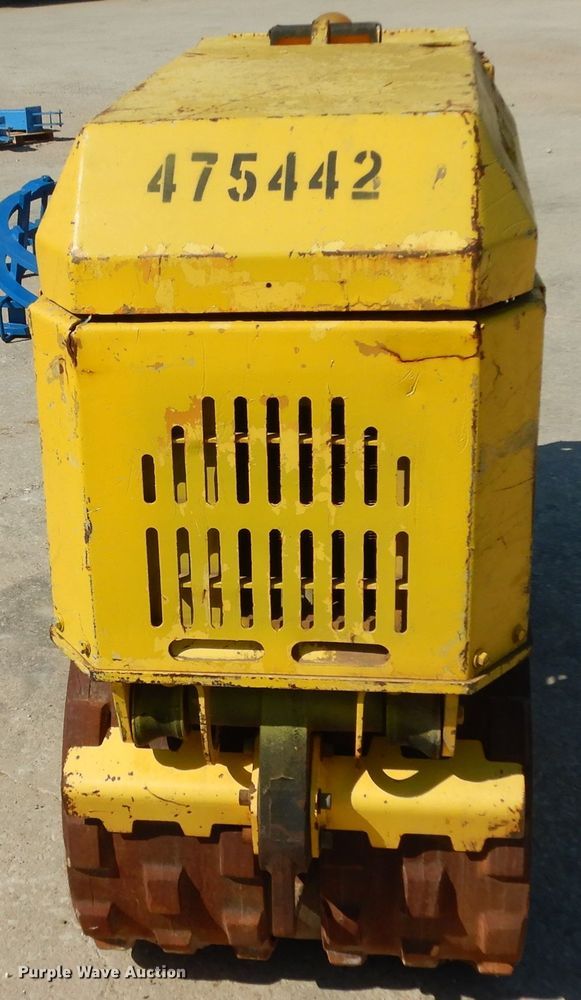 image for item DG6977 2004 Wacker RT82SC  vibratory trench compactor