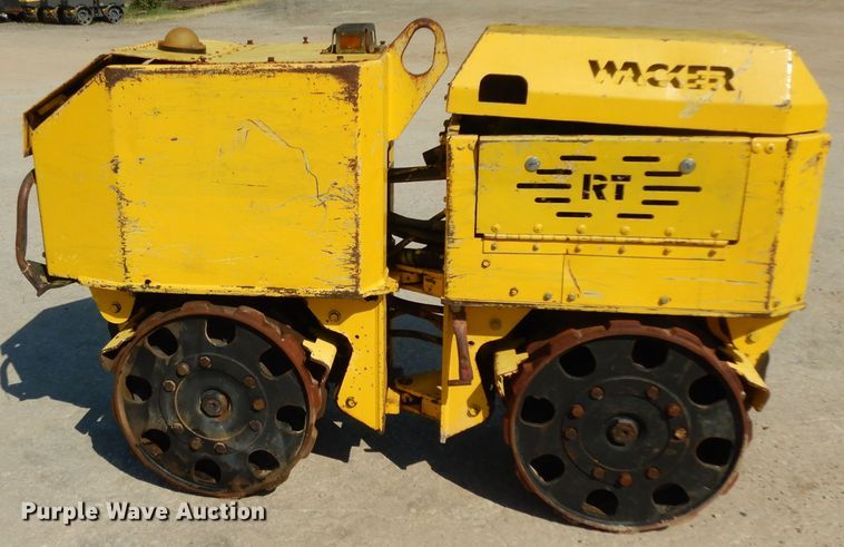 image for item DG6977 2004 Wacker RT82SC  vibratory trench compactor