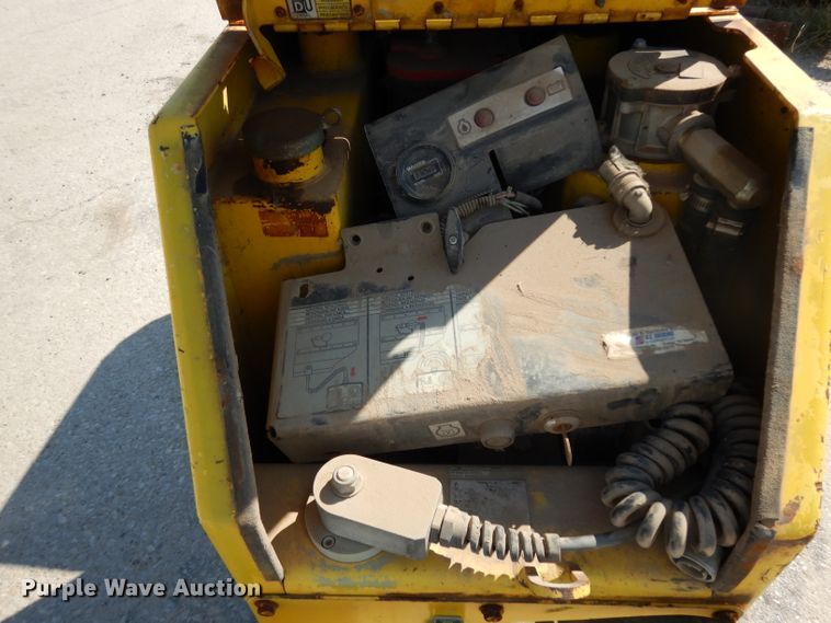 image for item DG6977 2004 Wacker RT82SC  vibratory trench compactor