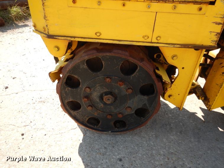 image for item DG6977 2004 Wacker RT82SC  vibratory trench compactor