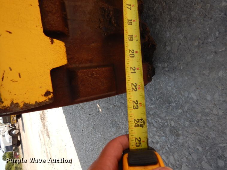 image for item DG6977 2004 Wacker RT82SC  vibratory trench compactor