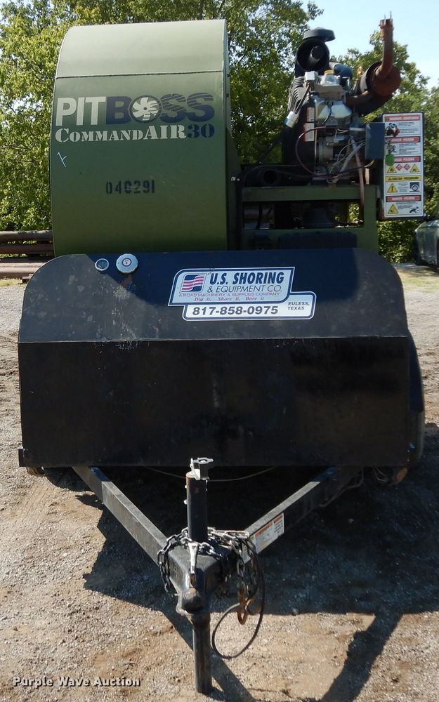 image for item DG6980 Barbco Pit Boss Command Air 30 blower