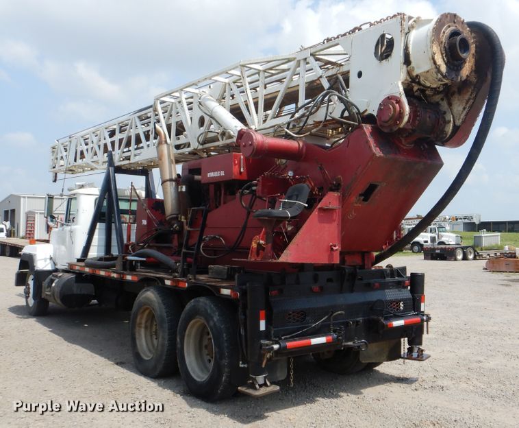 image for item DG8695 1995 Mack RD688S  drilling rig truck