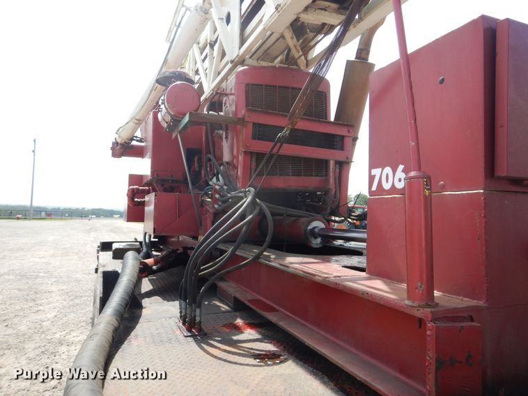 image for item DG8695 1995 Mack RD688S  drilling rig truck