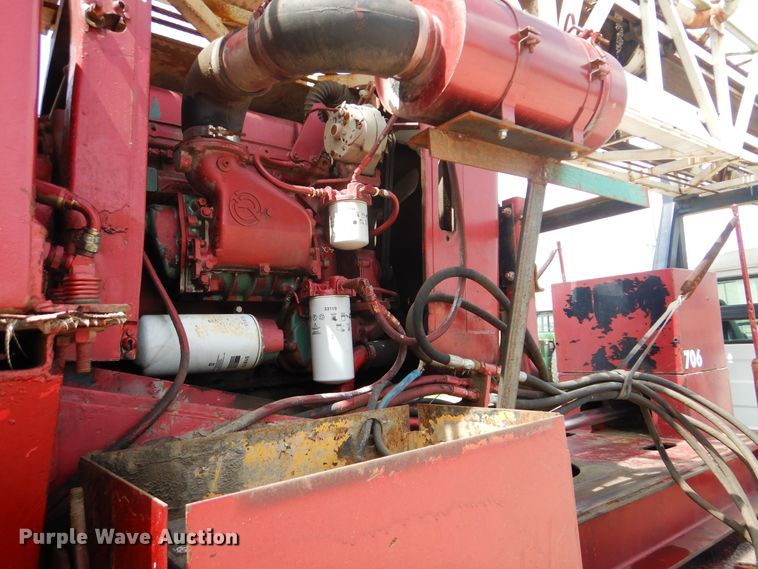image for item DG8695 1995 Mack RD688S  drilling rig truck