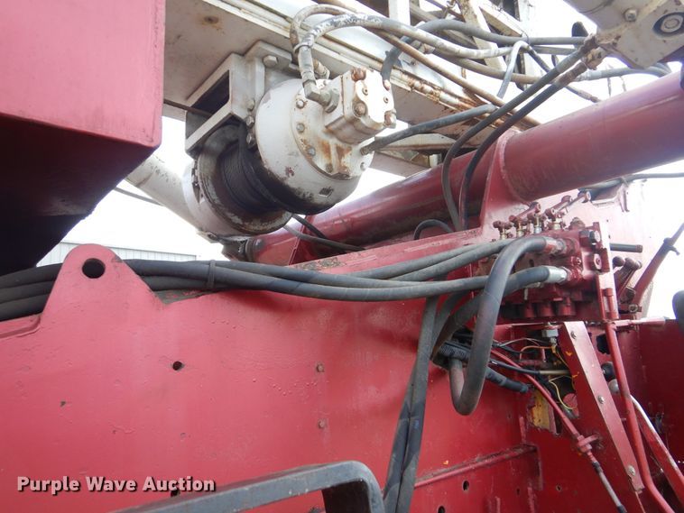 image for item DG8695 1995 Mack RD688S  drilling rig truck