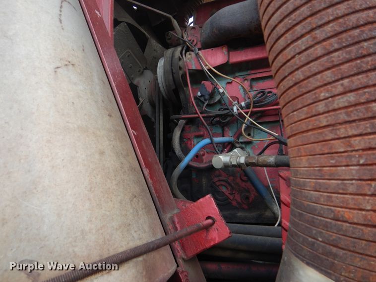 image for item DG8695 1995 Mack RD688S  drilling rig truck