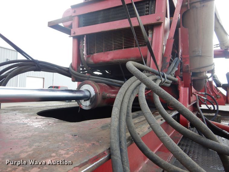 image for item DG8695 1995 Mack RD688S  drilling rig truck