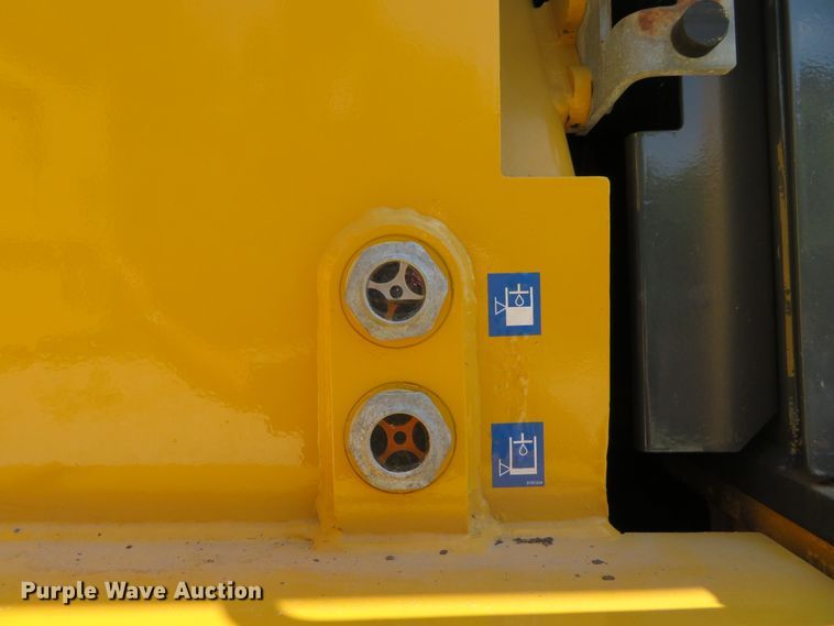 image for item DH1126 2012 John Deere 655C  trackloader