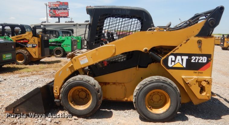 image for item DH3747 2013 Caterpillar 272D  skid steer loader