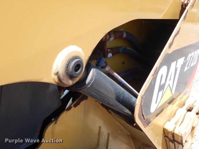 image for item DH3747 2013 Caterpillar 272D  skid steer loader