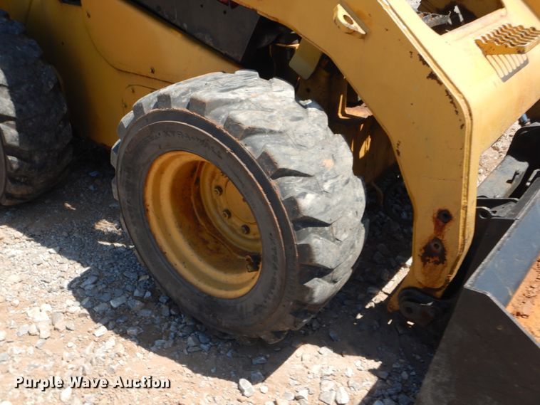image for item DH3747 2013 Caterpillar 272D  skid steer loader
