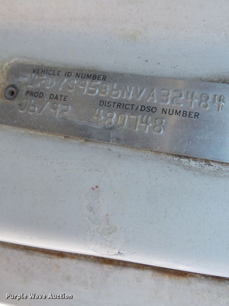 image for item DH3841 1992 Ford L9000  flatbed truck