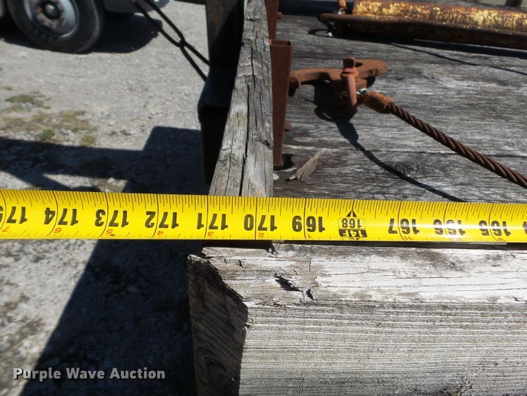 image for item DH3843 1999 International 4900  crane truck