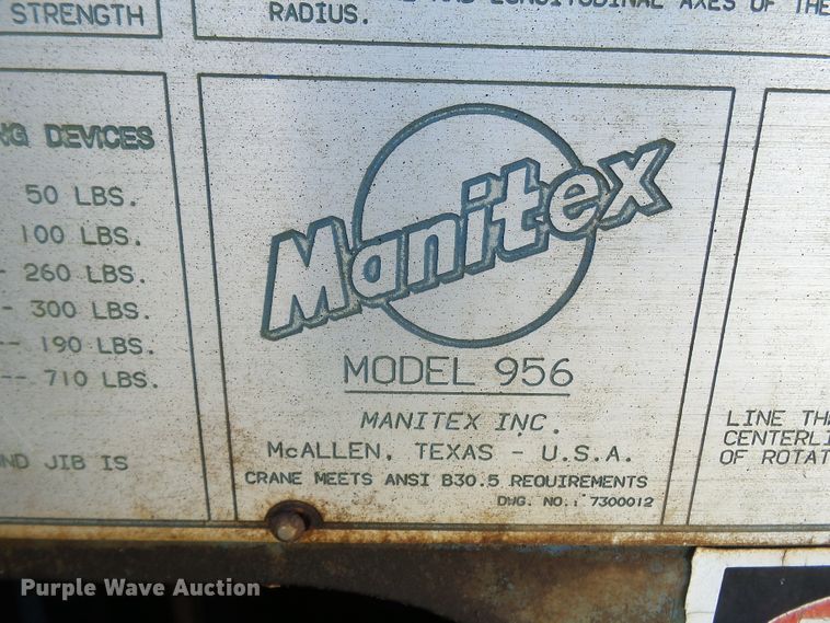 image for item DH3843 1999 International 4900  crane truck