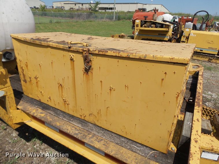 image for item DH3848 1997 Redi Haul equipment trailer