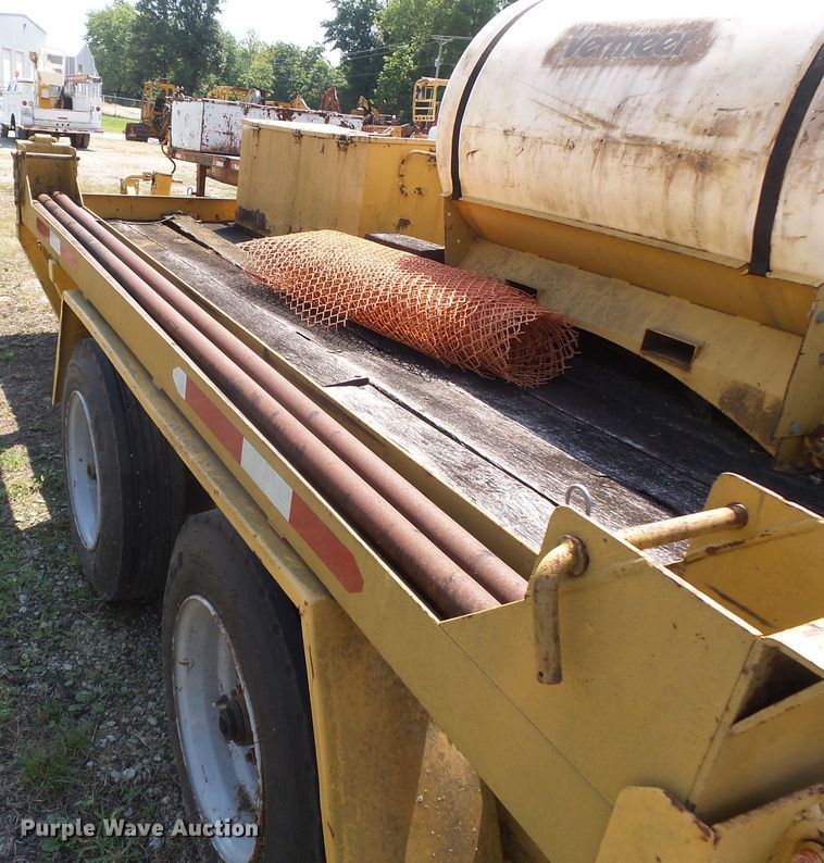 image for item DH3848 1997 Redi Haul equipment trailer