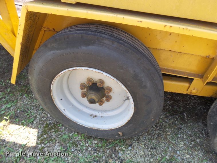 image for item DH3848 1997 Redi Haul equipment trailer