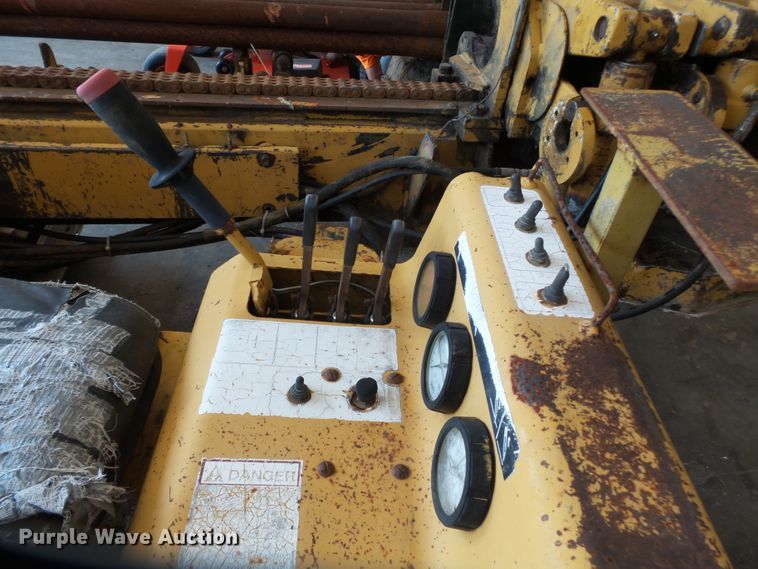 image for item DH3850 1997 Vermeer D24X40  directional boring unit
