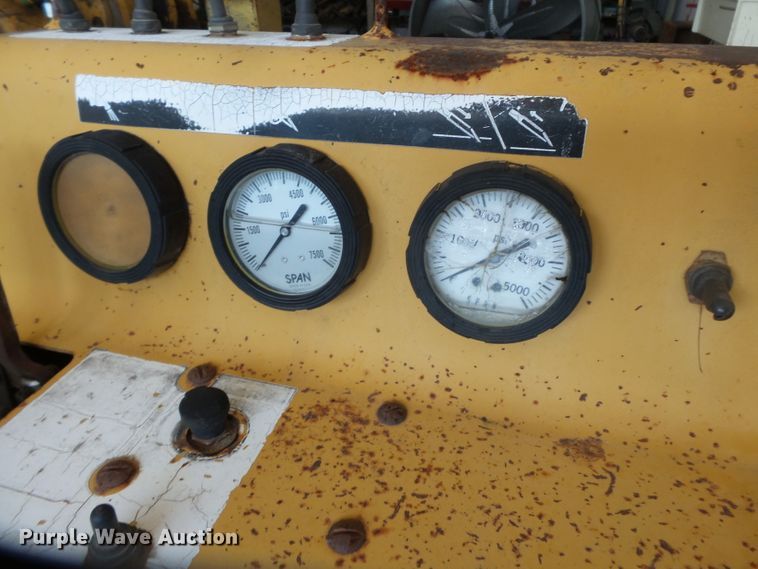 image for item DH3850 1997 Vermeer D24X40  directional boring unit