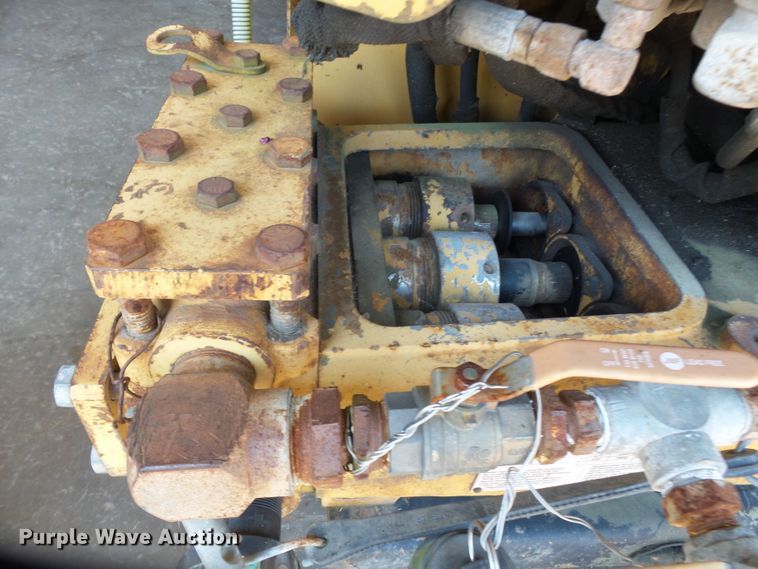 image for item DH3850 1997 Vermeer D24X40  directional boring unit