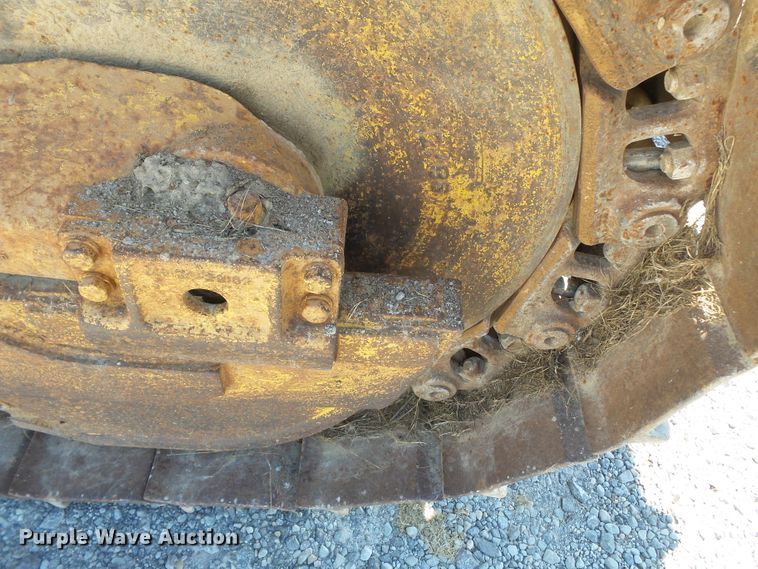 image for item DH3851 1984 Komatsu D65P-8  cable plow