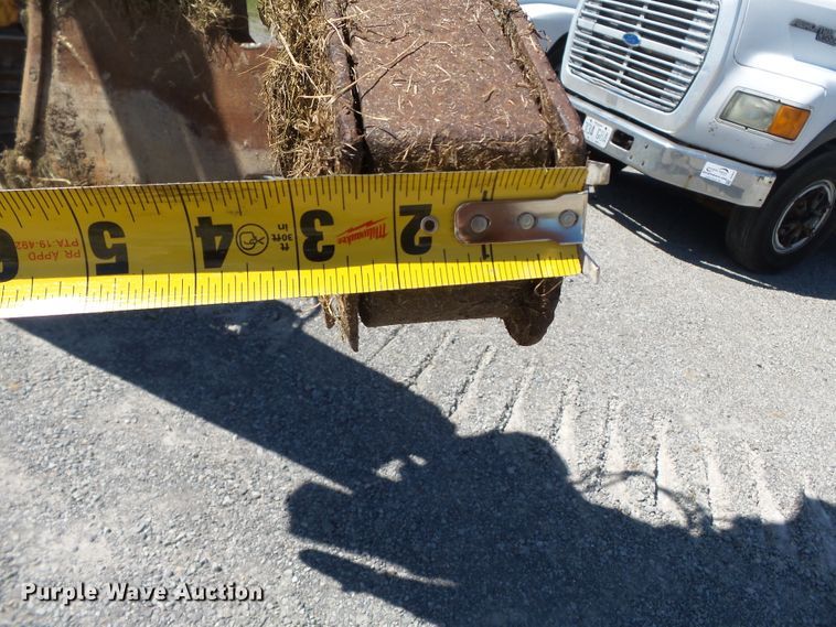 image for item DH3851 1984 Komatsu D65P-8  cable plow