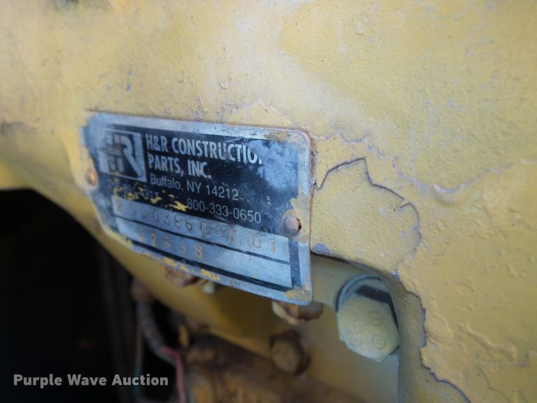 image for item DH3851 1984 Komatsu D65P-8  cable plow